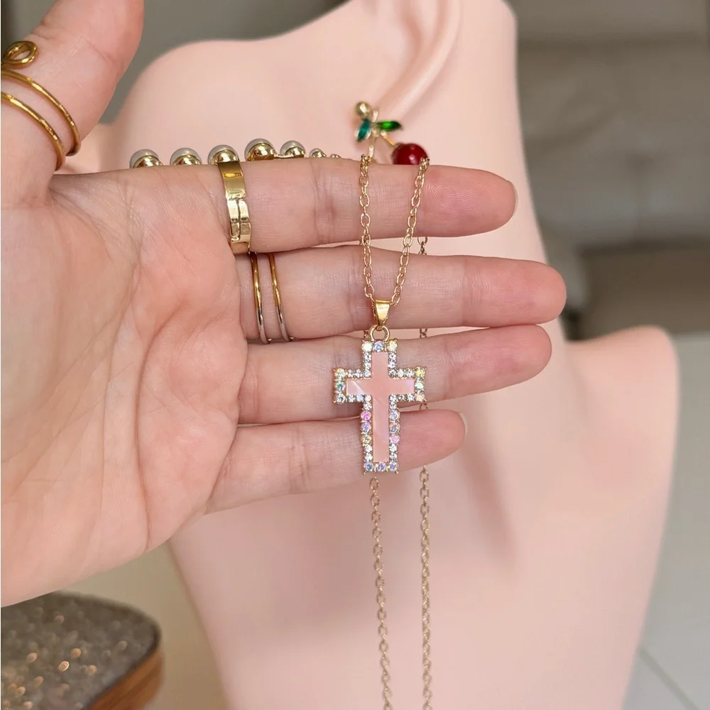 ⚜️ Gold and Silver Cross Pendant Necklace